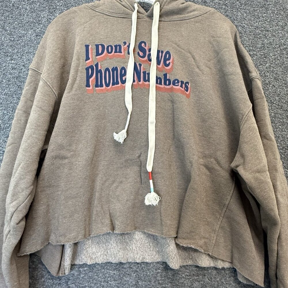 Wildfox Who Dis Harley Graphic Fleece Hoodie Taupe Gray Boxy Raw Hem Size XL NWT - Picture 3 of 16